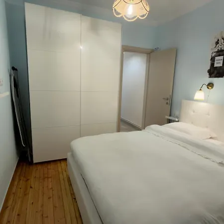 Dollhouse شقة سالونيك